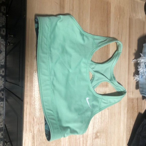 Nike reversible sports Bra Small - Picture 2 of 3